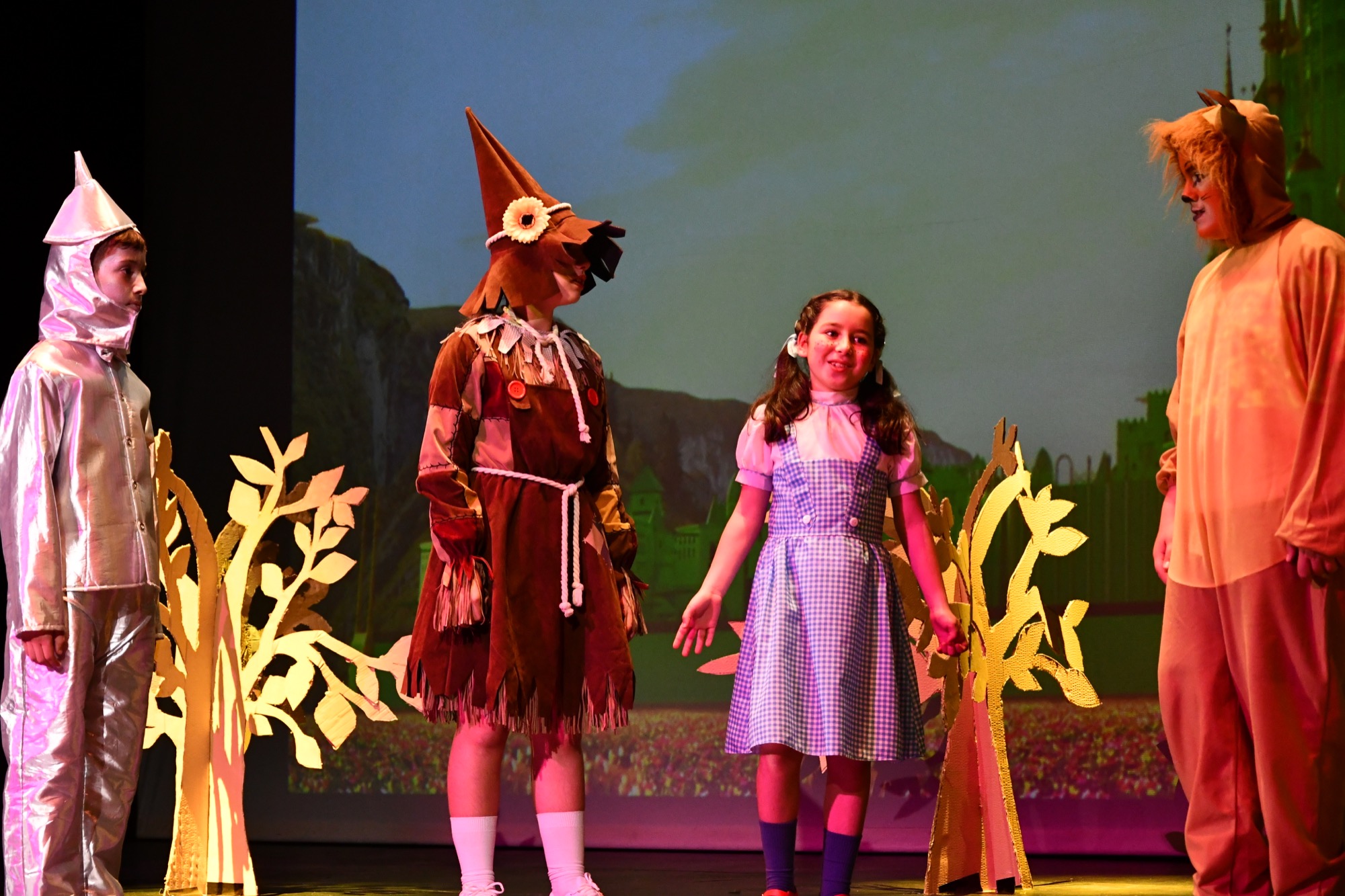 Entrañable adaptación de “El Mago de Oz” a cargo del Grupo Infantil de